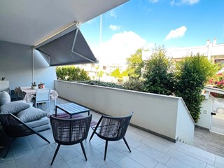 Casa Semi Indipendente in Vendita a Lecce, 490'000€, 262 m², con Box