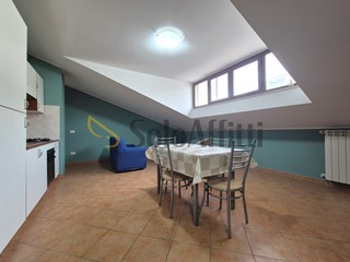 Bilocale in Affitto a Catanzaro, zona Santa Maria, 350€, 55 m², arredato