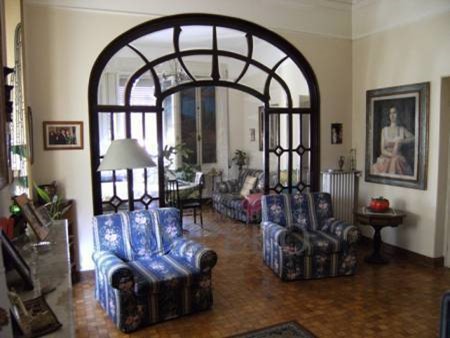 Casa Indipendente in Vendita a Ventimiglia, zona Centro, 1'290'000&euro;, 450 m², con Box