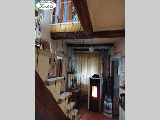 Casa Semi Indipendente in Vendita a Fosdinovo, 95'000€, 110 m²