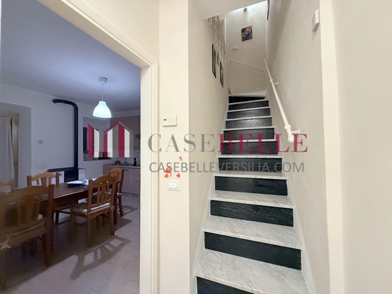 Appartamento in Vendita a Camaiore, zona Greppolungo, 130'000&euro;, 120 m²