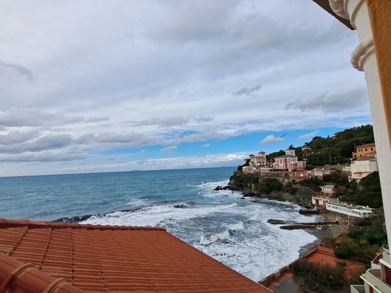 Bilocale in Vendita a Rosignano Marittimo, zona Castiglioncello, 275'000€, 50 m²