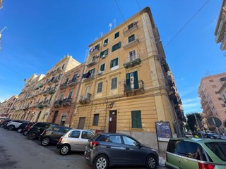 Bilocale in Vendita a Taranto, 49'000€, 72 m², arredato