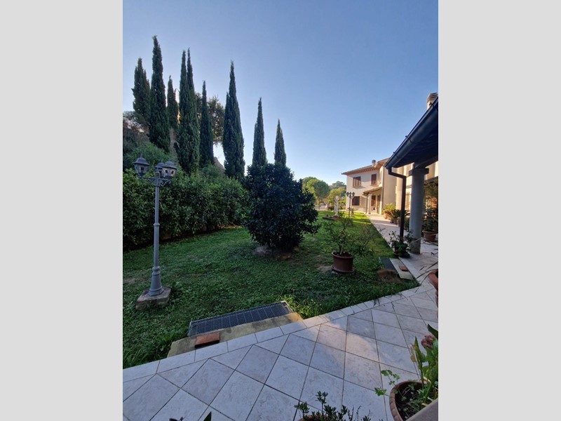 Quadrilocale in Vendita a Casciana Terme Lari, zona Casciana Alta, 230'000&euro;, 164 m², arredato, con Box