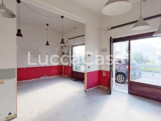 Laboratorio in Affitto a Lucca, zona San Filippo, 600&euro;, 50 m²