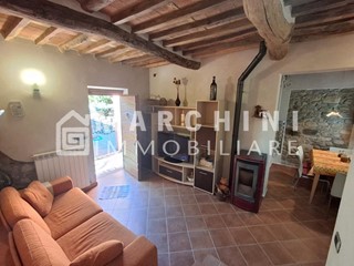 Casa di corte in Vendita a Capannori, zona Sant'Andrea di Compito, 180'000&euro;, 60 m², arredato
