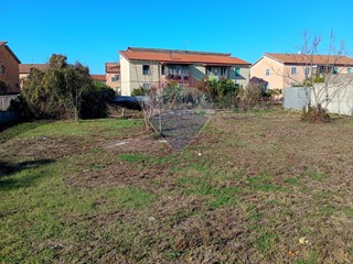 Terreno edificabile in Vendita a Caserta, 200'000&euro;, 1388 m²