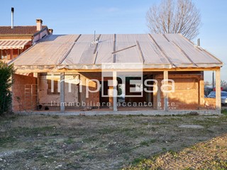 Casa Semi Indipendente in Vendita a Venezia, 260'000€, 300 m²