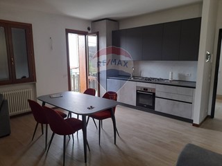 Quadrilocale in Vendita a Valli del Pasubio, 115'000&euro;, 105 m²