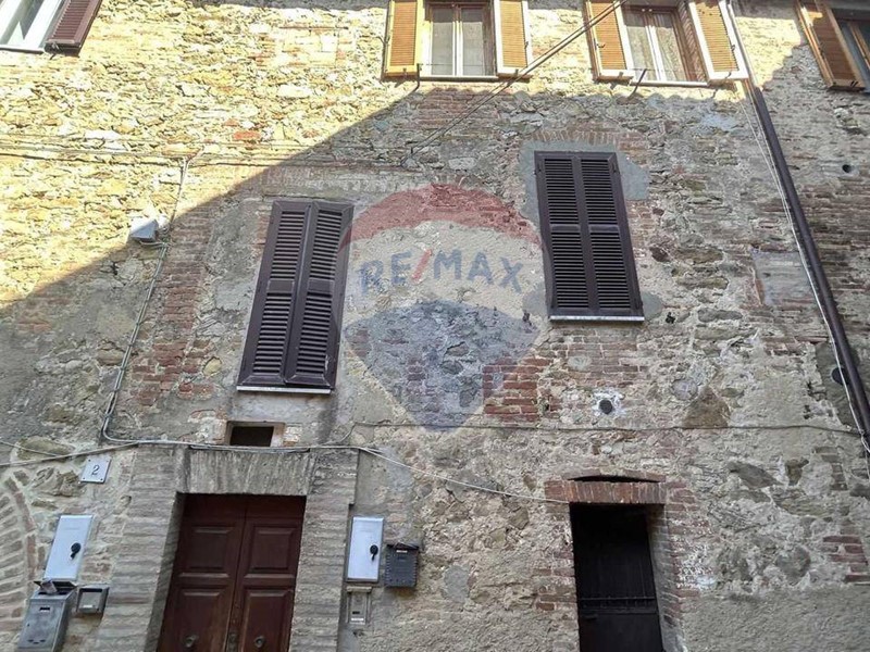 Quadrilocale in Vendita a Marsciano, 67'000€, 90 m²