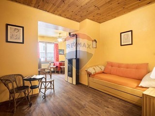 Appartamento in Vendita a Val di Zoldo, 125'000&euro;, 138 m²