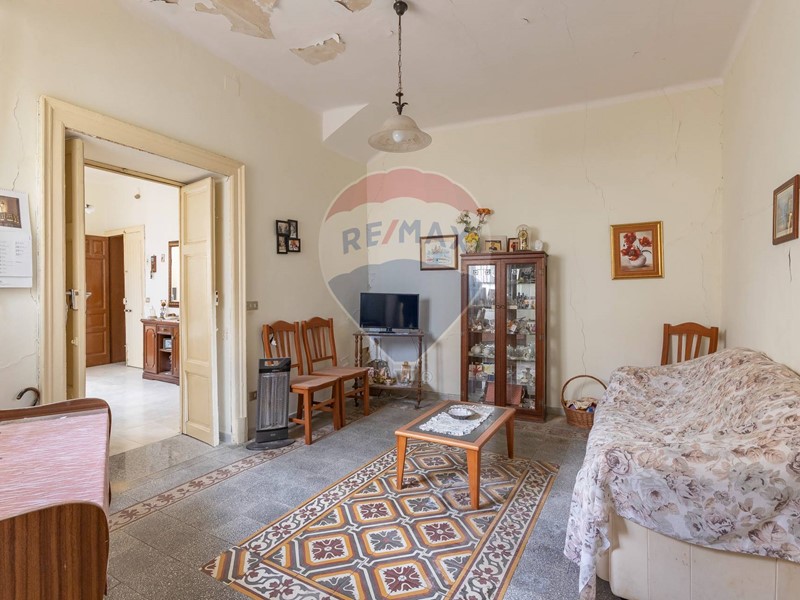 Casa Semi Indipendente in Vendita a Caltagirone, 29'000&euro;, 170 m²