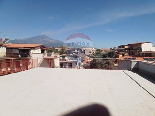 Attico in Vendita a Gravina di Catania, 30'000€, 30 m²