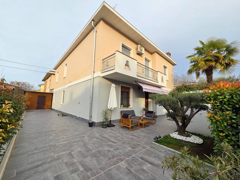 Appartamento in Vendita a Medolla, 195'000€, 122 m²