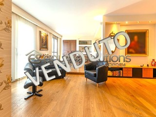 Trilocale in Vendita a Bergamo, 410'000&euro;, 130 m²