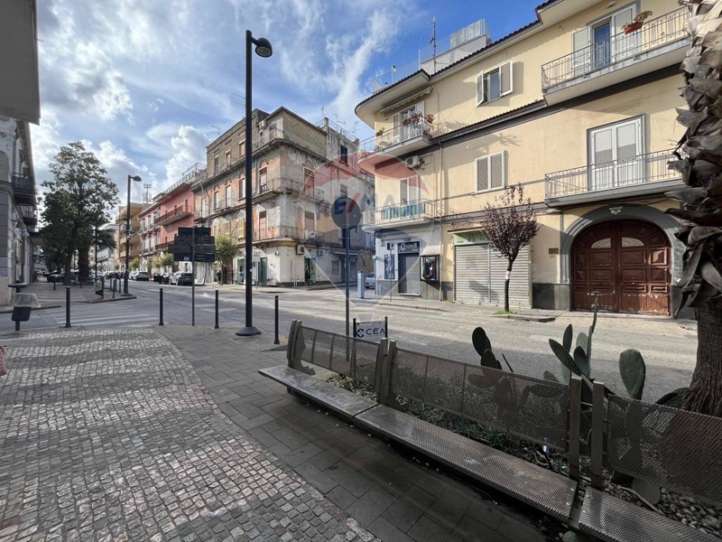 Immobile commerciale in Affitto a Afragola, 650&euro;, 55 m²