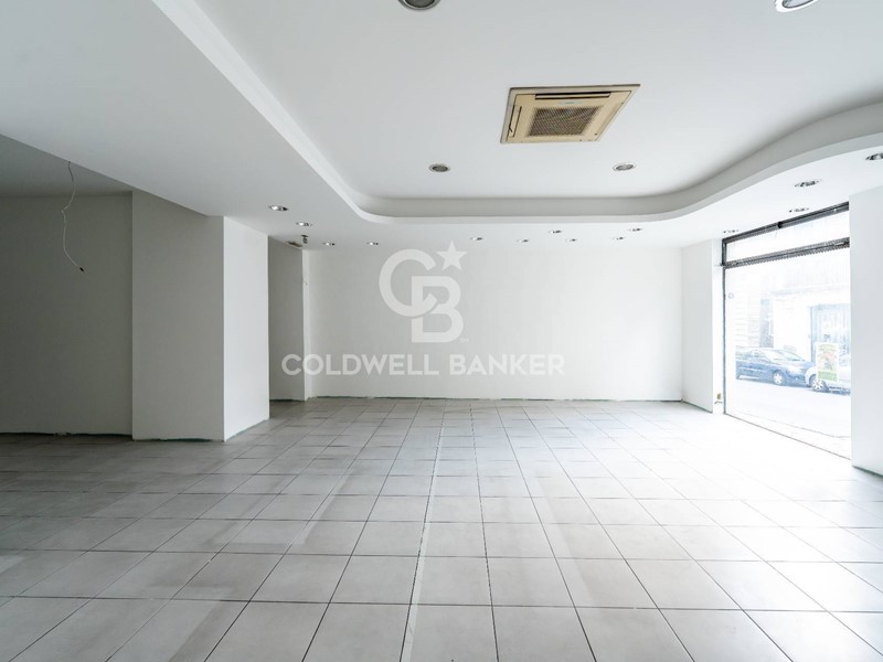 Immobile commerciale in Vendita a Acireale, 109'000&euro;, 150 m²