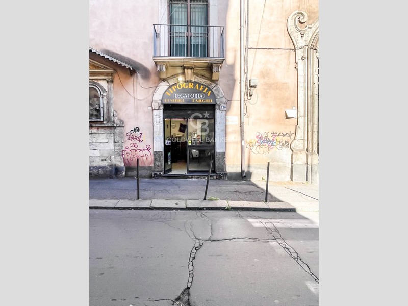 Negozio in Vendita a Catania, 75'000&euro;, 75 m²