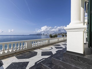 Villa in Vendita a Albissola Marina, 6'000'000€, 550 m²