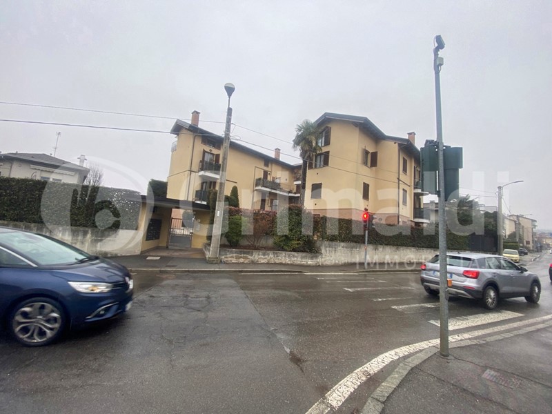 Monolocale in Vendita a Cantù, 68'000&euro;, 45 m², arredato
