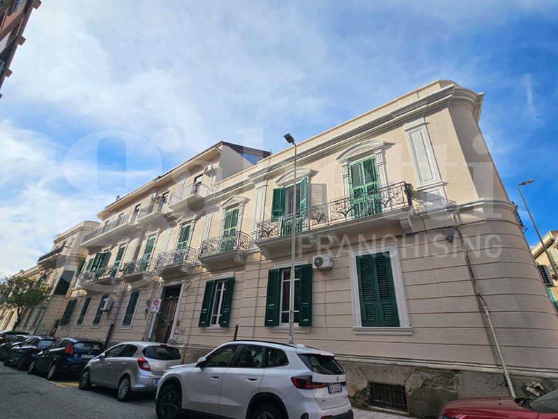 Magazzino in Affitto a Messina, 250€, 40 m²