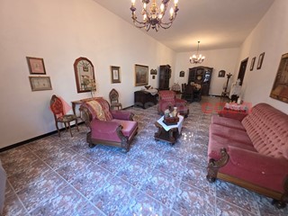 Quadrilocale in Vendita a Faggiano, 119'000&euro;, 160 m²