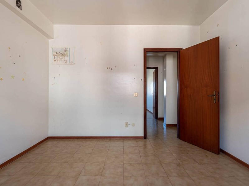 Quadrilocale in Vendita a Palermo, 90'000€, 97 m²