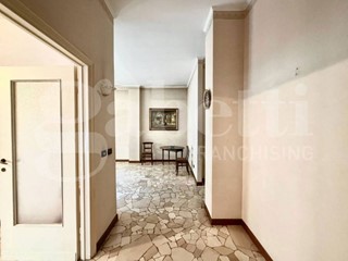 Quadrilocale in Vendita a Bologna, 450'000€, 130 m²