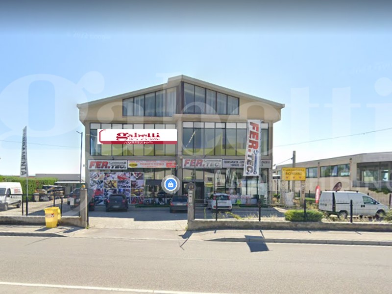 Ufficio in Vendita a Avezzano, 680'000&euro;, 1050 m²