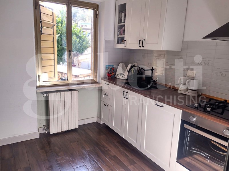 Casa Indipendente in Vendita a Chieti, 148'000&euro;, 140 m², arredato