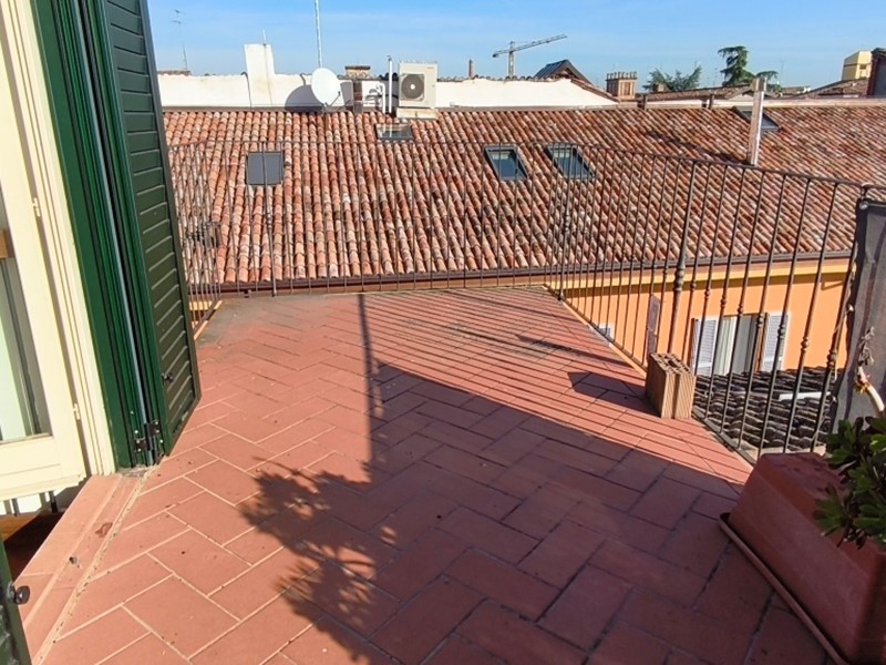 Trilocale in Affitto a Modena, zona Centro cittÃ, 930€, 70 m², con Box