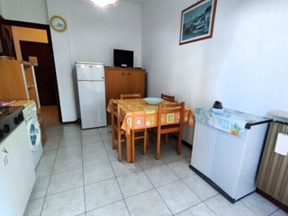 Bilocale in Vendita a Andora, zona Marina Di Andora, 190'000&euro;, 55 m²