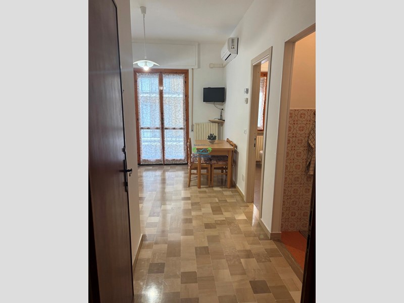 Monolocale in Affitto a Andora, zona Marina Di Andora, 400€, 25 m², arredato