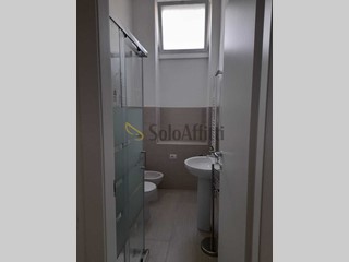 Monolocale in Affitto a Cesano Maderno, 500€, 39 m², arredato