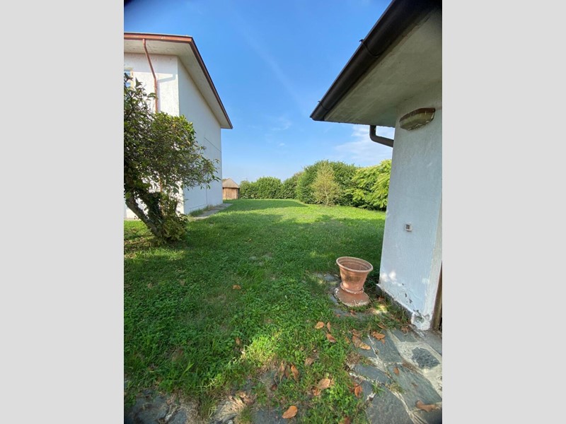 Casa Indipendente in Vendita a Piacenza, 150'000&euro;, 148 m², arredato, con Box