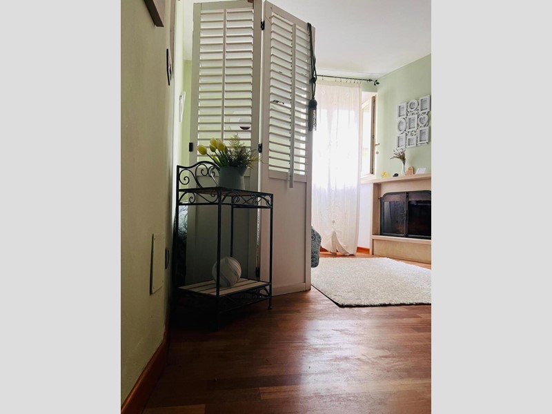 Casa Semi Indipendente in Affitto a Castelnuovo Magra, zona centro storico, 550€, 60 m², arredato
