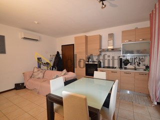 Trilocale in Affitto a Certosa di Pavia, 700€, 70 m², arredato, con Box