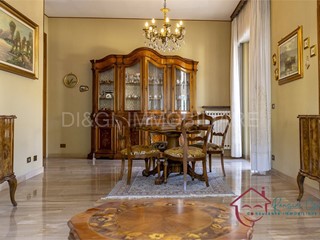 Appartamento in Vendita a Villanova d'Albenga, 229'000€, 200 m²