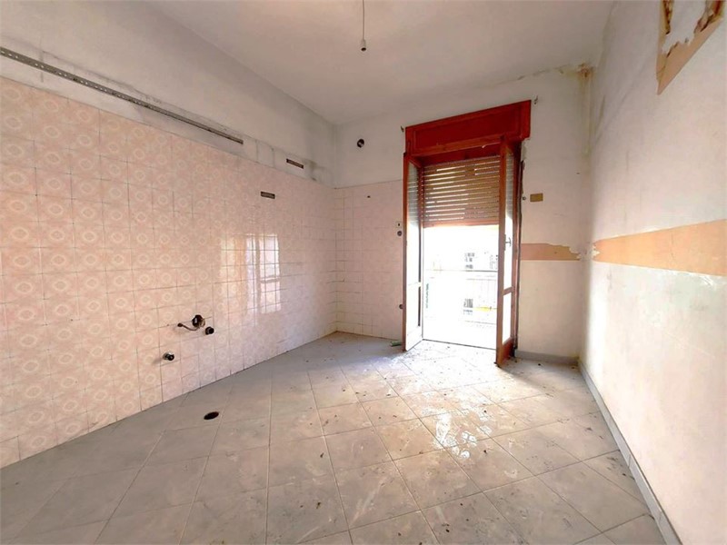 Bilocale in Vendita a Casoria, 125'000&euro;, 68 m²