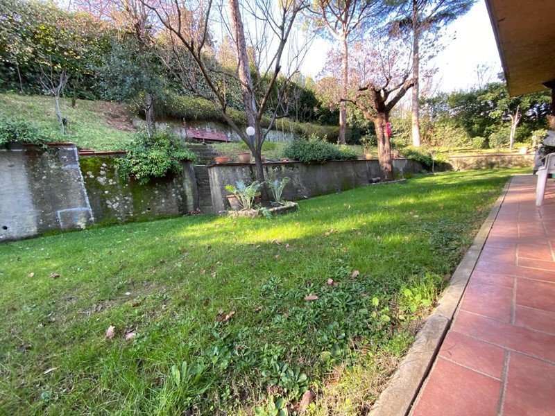 Casa Indipendente in Vendita a Montelupo Fiorentino, 570'000&euro;, 160 m², con Box