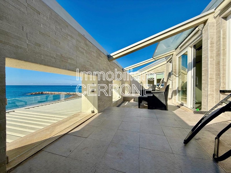 Attico in Vendita a Cecina, zona Cecina Marina, 500'000&euro;, 120 m²