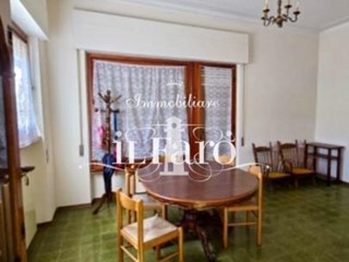 Villa bifamiliare in Vendita a Viareggio, 320'000&euro;, 120 m², arredato