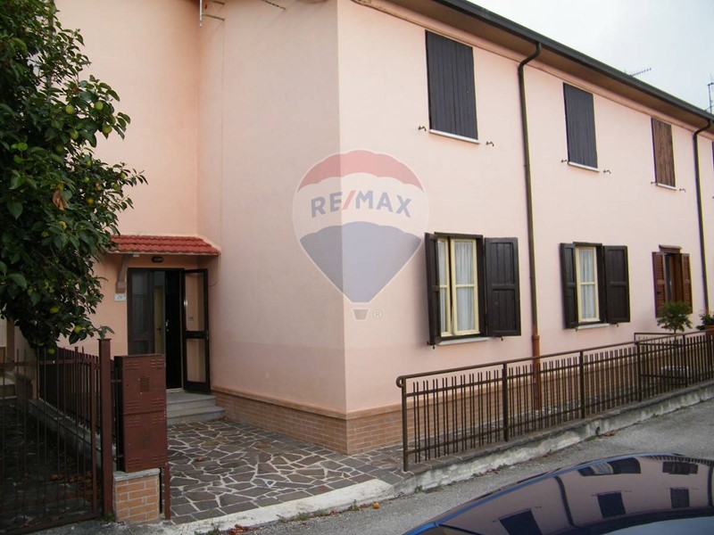 Trilocale in Vendita a Lama dei Peligni, 43'000&euro;, 90 m²