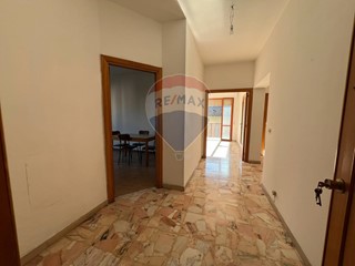 Appartamento in Vendita a Lanciano, 105'000&euro;, 116 m²