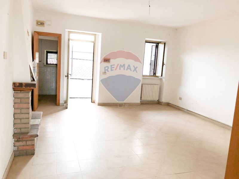 Casa Semi Indipendente in Vendita a Lanciano, 55'000&euro;, 160 m²