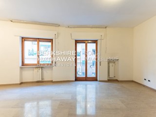 Quadrilocale in Vendita a Roma, 519'000€, 127 m²