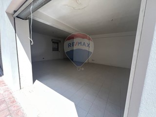 Immobile commerciale in Vendita a Altino, 43'000&euro;, 65 m²