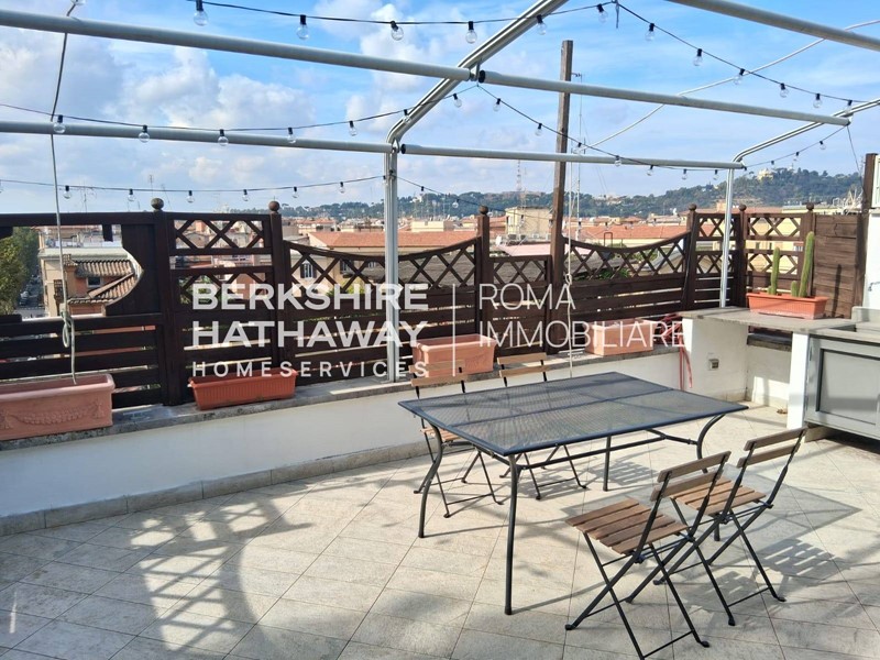 Monolocale in Affitto a Roma, 1'500€, 45 m²