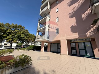 Immobile commerciale in Affitto a Lanciano, 550€, 32 m²