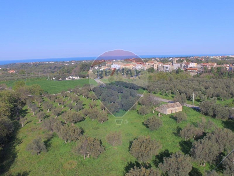 Terreno edificabile in Vendita a Rocca San Giovanni, 42'000&euro;, 3300 m²